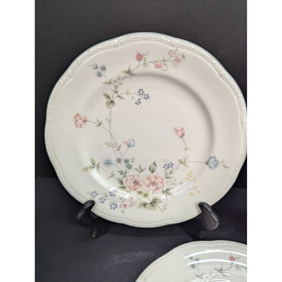 Vintage Mikasa Dinner at Eight DB 010 Gardena 8 1/2" Bread Plate Lot of 3 - Picture 2 of 10